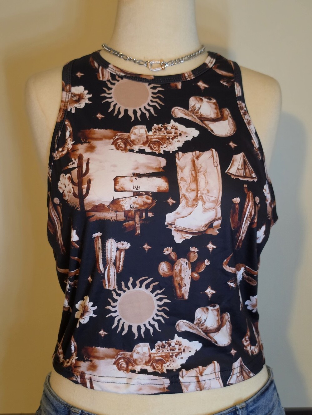 Women's Western Graphic Crop Tank Top - Black & Tan